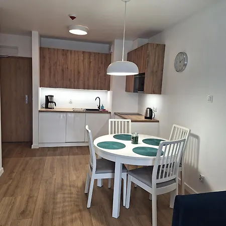 Ground Floor Kasprowicza 20b Daire